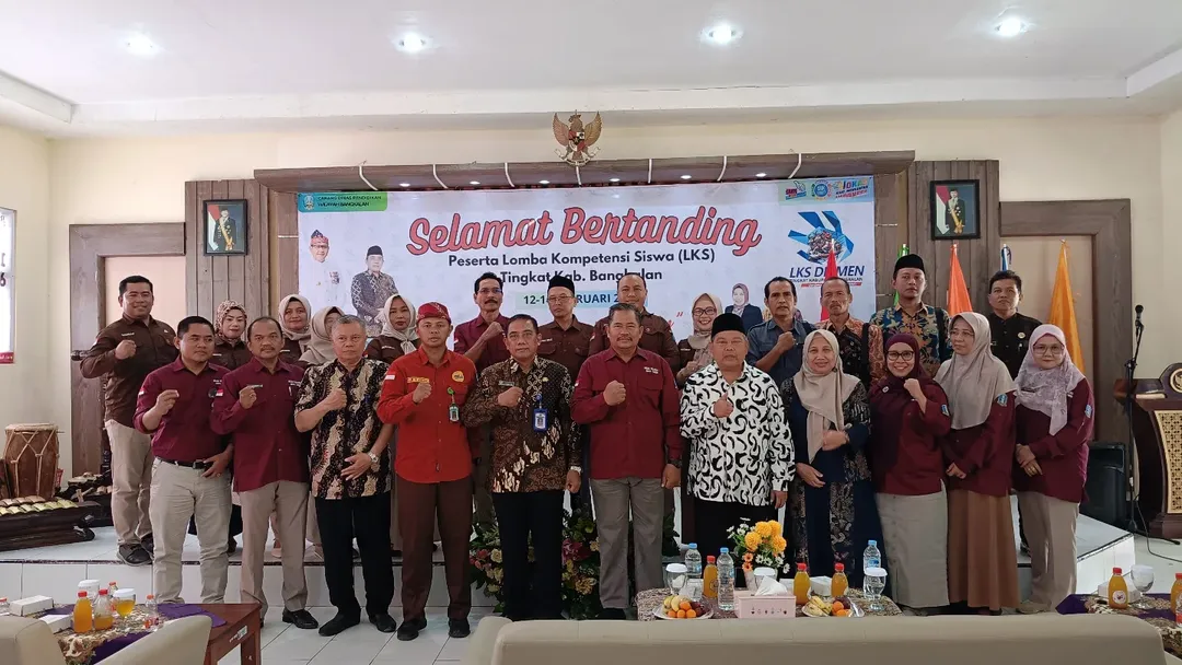 Pembukaan Lomba Kompetensi Siswa (LKS) Dikmen 2026 SMK/SMA/MA se-Kabupaten Bangkalan